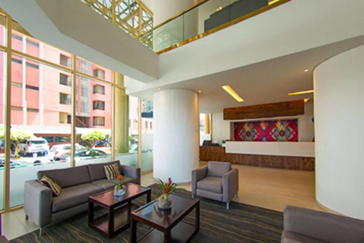 Clarion Suites Guatemala City Exterior photo Lobby