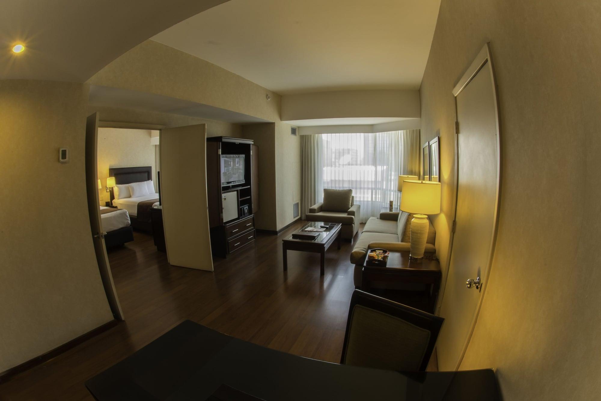 Clarion Suites Guatemala City Exterior photo A typical two-bedroom suite