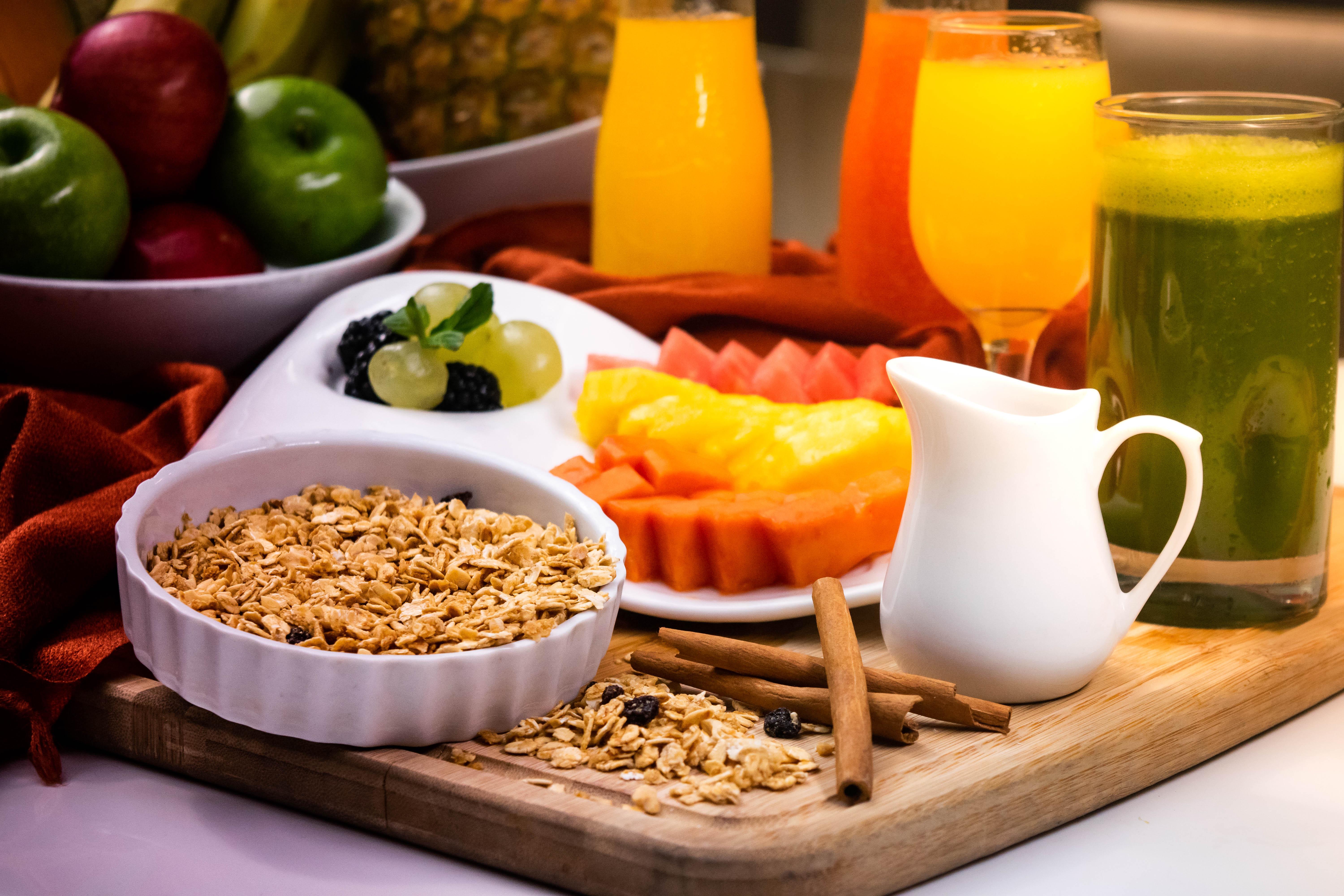 Clarion Suites Guatemala City Exterior photo Healthy breakfast