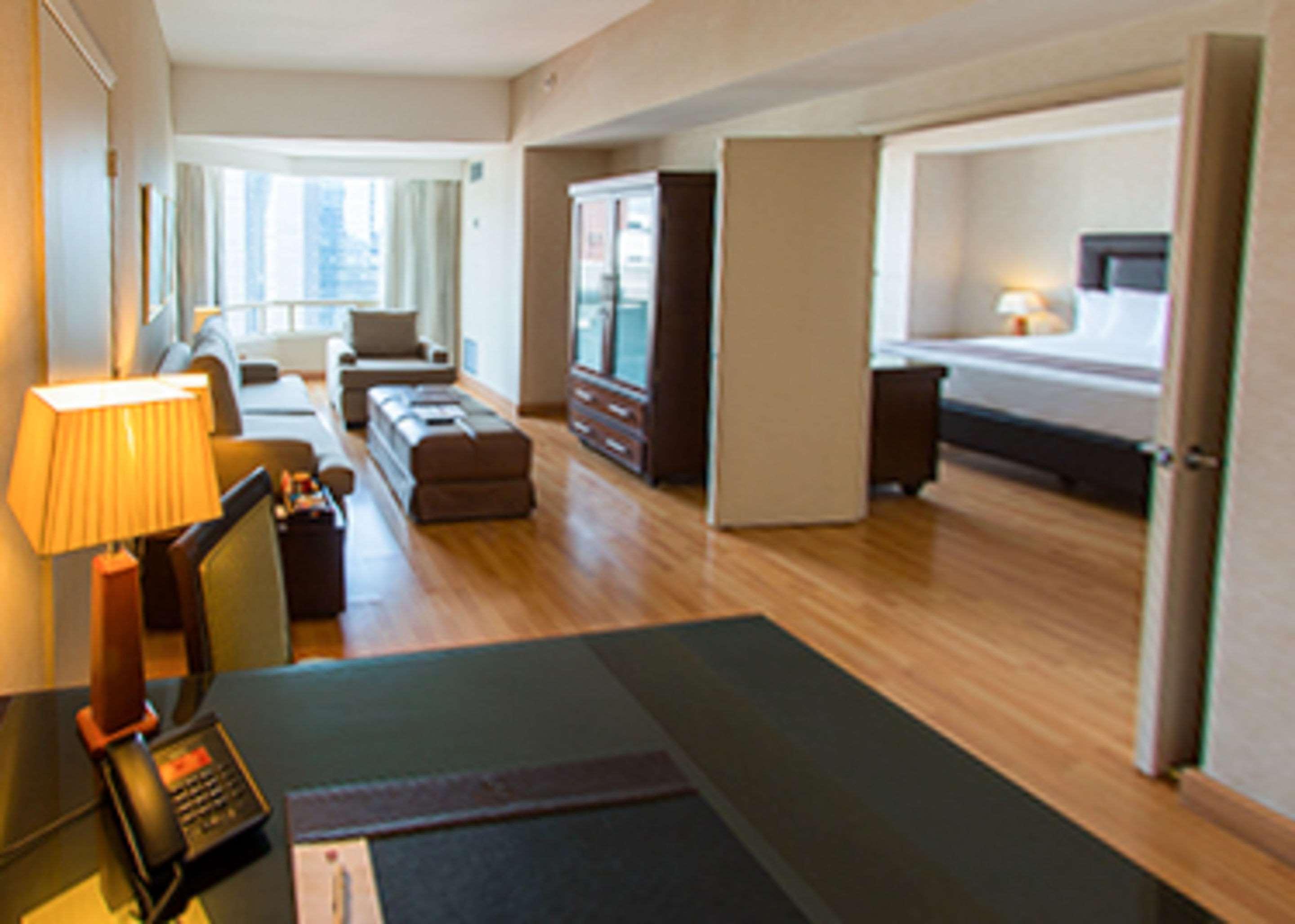 Clarion Suites Guatemala City Exterior photo A typical two-bedroom apartment