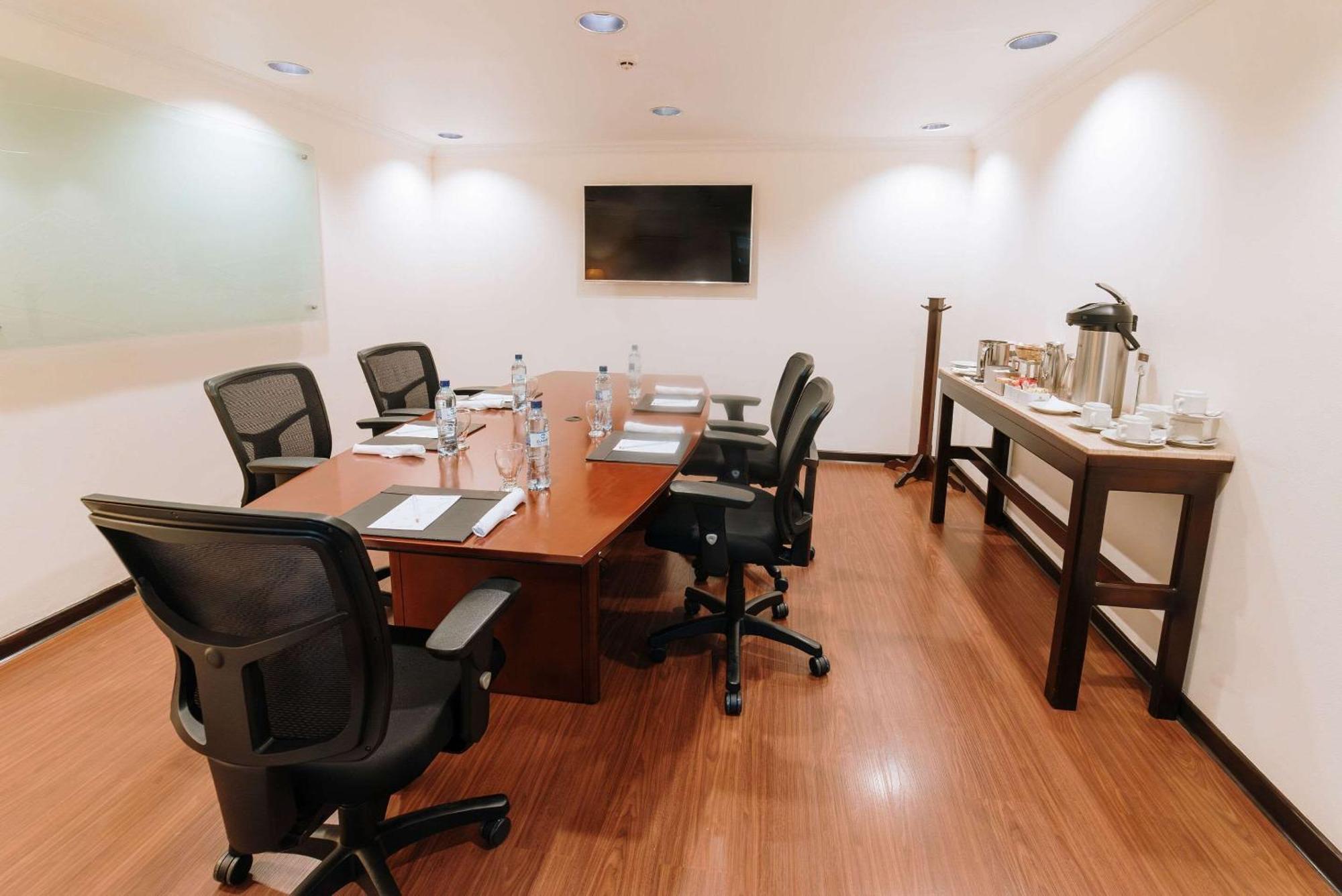Clarion Suites Guatemala City Exterior photo A typical meeting room