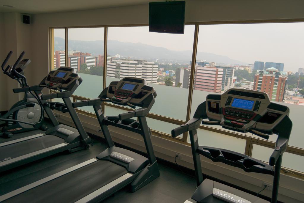 Clarion Suites Guatemala City Exterior photo Treadmills in a gym